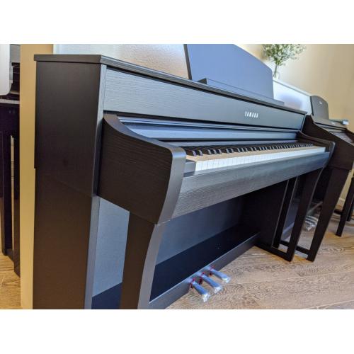 Yamaha Clavinova CLP-735 Dark Walnut