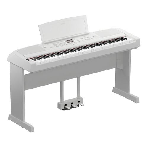 Yamaha DGX-670 White